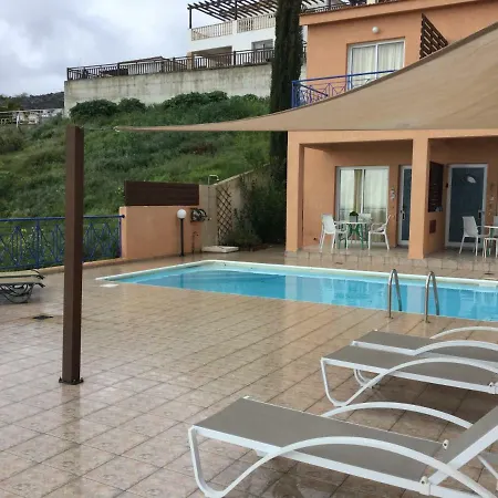 Eleni Vacation Dom wakacyjny *